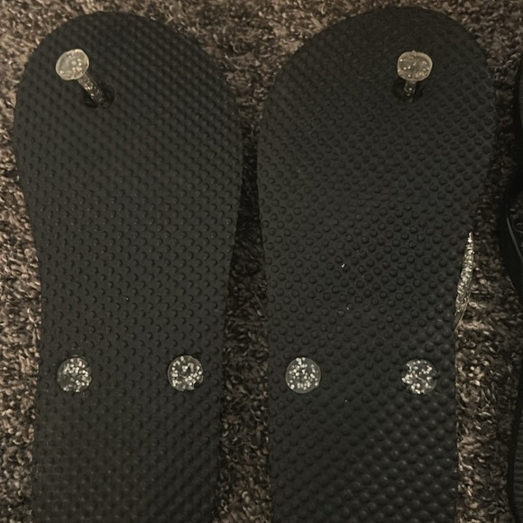 Justice Flip Flops - Picture 3 of 3